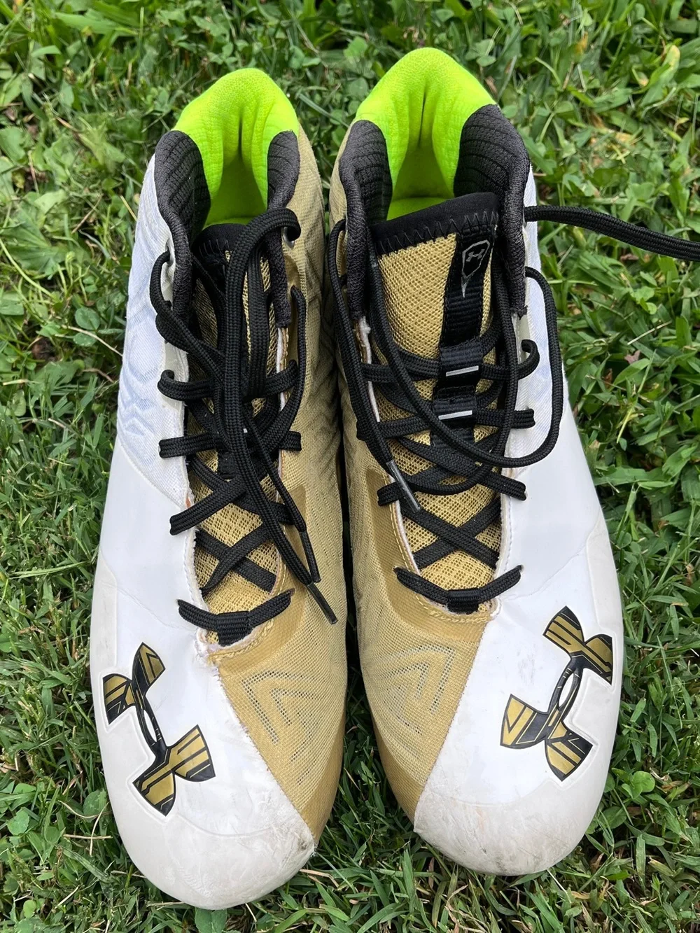 Under Armour Banshee White and Gold Football Cleats with Lime Interior size 11